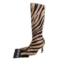 مملوكة مسبقًا حذاء بوت مانولو بلانيك مقدمة مدببة طول ركبة طباعة فهد شعر عجل بيج/ بني مقاس 36