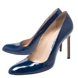 Pre Owned حذاء كعب عالي مانولو بلانيك " بي بي" جلد لامع أزرق مقاس 39
