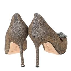 مملوكة مسبقًا حذاء كعب عالي مانولو بلانيك "هانغيسي" مزخرف بكريستال قماش غليتر فضي مقاس 39.5