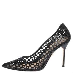 مملوكة مسبقًا حذاء كعب عالي مانولو بلانيك بمقدمة مدببة جلد قصة ليزر أسود مقاس 39.5