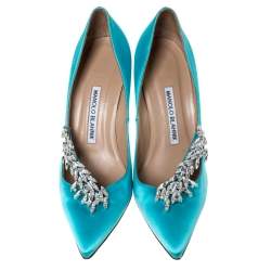 مملوكة مسبقًا Manolo Blahnik Blue Satin Nadira Crystal Embellished Pointed Toe Pumps Size 36.5