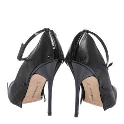 Pre Owned Manolo Blahnik Patent Leather Tracy Ankle Strap Pointed Toe Pumps Size 40.5