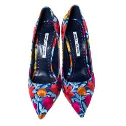 Pre Owned حذاء كعب عالي مانولو بلانيك كانفاس متعدد الألوان مزين بطبعات زهور مدبب مقاس 39