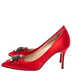 Pre Owned حذاء كعب عالي مانولو بلانيك "اوفراسيا" مقدمة مدببة ساتان أحمر مقاس 37.5