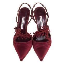 Pre Owned صندل مانولو بلانيك فتحة كعب ورقة شجر ساتان عنابي مقاس 39.5