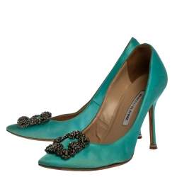 Pre Owned حذاء كعب عالى مانولو بلانيك كريستال هانغيسى ساتان أزرق مقاس 38.5