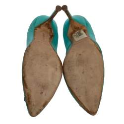 Pre Owned حذاء كعب عالى مانولو بلانيك كريستال هانغيسى ساتان أزرق مقاس 38.5