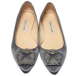 Pre Owned حذاء فلات باليه مانولو بلانيك زخرفة كريستال هانغيسى ساتان رمادى مقاس 41