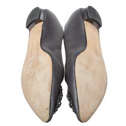 Pre Owned حذاء فلات باليه مانولو بلانيك زخرفة كريستال هانغيسى ساتان رمادى مقاس 41