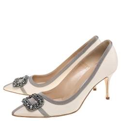 Pre Owned Manolo Blahnik Beige Satin Gotrian Crystal Embellished Pointed Toe Pumps Size 40.5