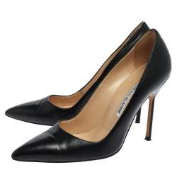 مملوكة مسبقًا حذاء كعب عالي مانولو بلانيك بي بي مقدمة مدببة جلد أسود مقاس 36