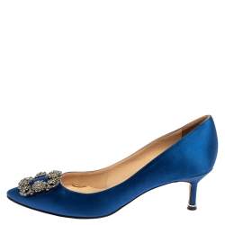 Pre Owned Manolo Blahnik Blue Satin Hangisi Pumps Size 37.5