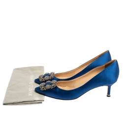 Pre Owned Manolo Blahnik Blue Satin Hangisi Pumps Size 37.5