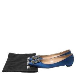 Pre Owned حذاء فلات باليه مانولو بلانيك زخرفة كريستال هانغيسى ساتان أزرق مقاس 39