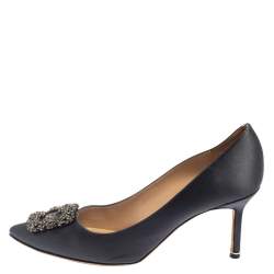 Pre Owned Manolo Blahnik Dark Grey Satin Hangisi Crystal Embellished Pointed Toe Pumps Size 41