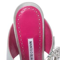 مملوكة مسبقًا Manolo Blahnik Grey Satin Fibiona Crystal Embellished Mules Sandals Size 36.5