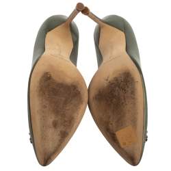 Pre Owned Manolo Blahnik Grey Satin Hangisi Pumps Size 40