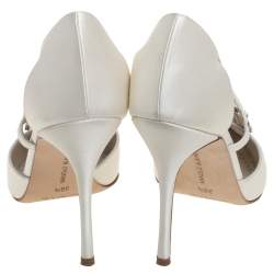 Pre Owned حذاء كعب عالي مانولو بلانيك مزخرف كريستال لالا مقدمة مدببة ساتان أبيض عاجي مقاس 39.5