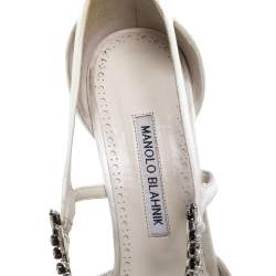 Pre Owned حذاء كعب عالي مانولو بلانيك مزخرف كريستال لالا مقدمة مدببة ساتان أبيض عاجي مقاس 39.5