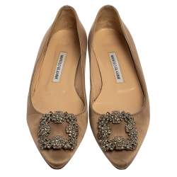 Manolo Blahnik Beige Satin Slip On Hangisi Flats Size 38.5