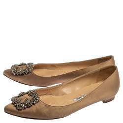 Manolo Blahnik Beige Satin Slip On Hangisi Flats Size 38.5