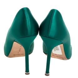 Pre Owned Manolo Blahnik Green Satin Hangisi Crystal Embellished Pumps Size 39