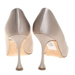 Pre Owned حذاء كعب عالي مانولو بلانيك ساتان أسود مزخرف كريستال مقدمة مفتوحة مقاس 36.5