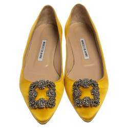 Pre Owned حذاء باليرينا فلات مانولو بلانيك مزخرف هانغيسي ساتان أصفر مقاس 39.5