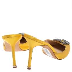 Pre Owned Manolo Blahnik Yellow Satin Hangisi Mules Size 40