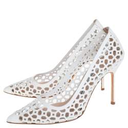 مملوكة مسبقًا Manolo Blahnik White Laser Cut Leather BB Laserato Pumps Size  35.5