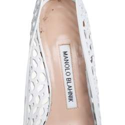 مملوكة مسبقًا Manolo Blahnik White Laser Cut Leather BB Laserato Pumps Size  35.5