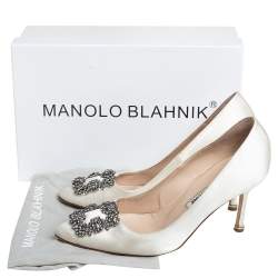 مملوكة مسبقًا حذاء كعب عالي مانولو بلانيك هانغيسي ساتان أبيض مقاس 37.5