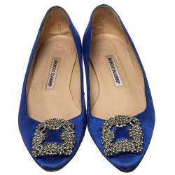 مملوكة مسبقًا Manolo Blahnik Blue Satin Hangisi Flats Size 39.5