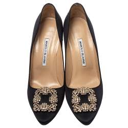 Pre Owned Manolo Blahnik Black Satin Hangisi Embellished Pointed Toe Pumps Size 39