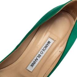 Pre Owned حذاء كعب عالي مانولو بلانيك ناديرا ساتان أخضر مقاس 37