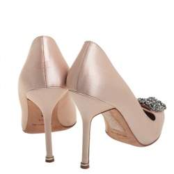 Pre Owned Manolo Blahnik Beige Satin Hangisi Embellished Pointed Toe Pumps Size 38.5