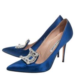 Pre Owned Manolo Blahnik Blue Satin Embellished Pointed Toe Pumps Size 37.5