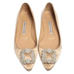 Pre Owned حذاء فلات باليه مانولو بلانيك هانغيسي ساتان بيج مقاس 39