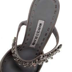 Pre Owned Manolo Blahnik Grey Satin Crystal Embellshed Lurum Sandals Size 38