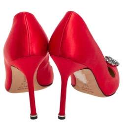 Pre Owned حذاء كعب عالي مانولو بلانيك ساتان أحمر مزخرف هانغيسي مقدمة مدببة مقاس 38.5