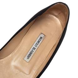 Pre Owned Manolo Blahnik Black Satin Hangisi Crystal Embellished Flats Size 38.5