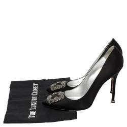 Pre Owned حذاء كعب عالي مانولو بلانيك هانغيسي ساتان أسود بمقدمة مدببة مقاس 42