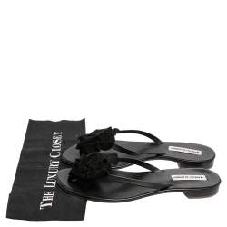 Pre Owned حذاء فلات إصبع مانولو بلانيك جلد أسود مزين بوردة مقاس 42