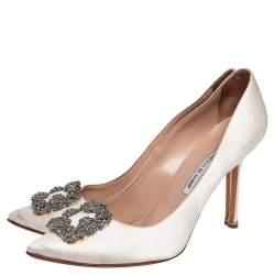 Pre Owned Manolo Blahnik White Satin Hangisi Crystal Embellished Pumps Size 42