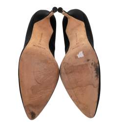 Pre Owned Manolo Blahnik Black Satin Hangisi  Pumps Size 42