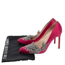 Pre Owned Manolo Blahnik Pink Satin Embellished Swan Pumps Size 41