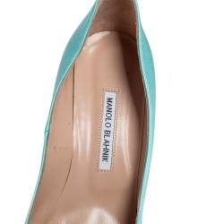 Pre Owned Manolo Blahnik Aqua Blue Satin Hangisi Embellished Pointed Toe Pumps Size 41