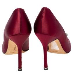 Pre Owned Manolo Blahnik Burgundy Satin Hangisi Pointed Toe Pumps Size 38