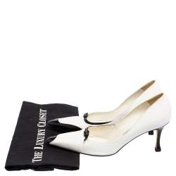 Pre Owned Manolo Blahnik White/Black Leather Buckle Embellished Pointed Toe Pumps Size 37