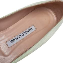 Pre Owned Manolo Blahnik Light Green Satin Hangisi Ballet Flats Size 37